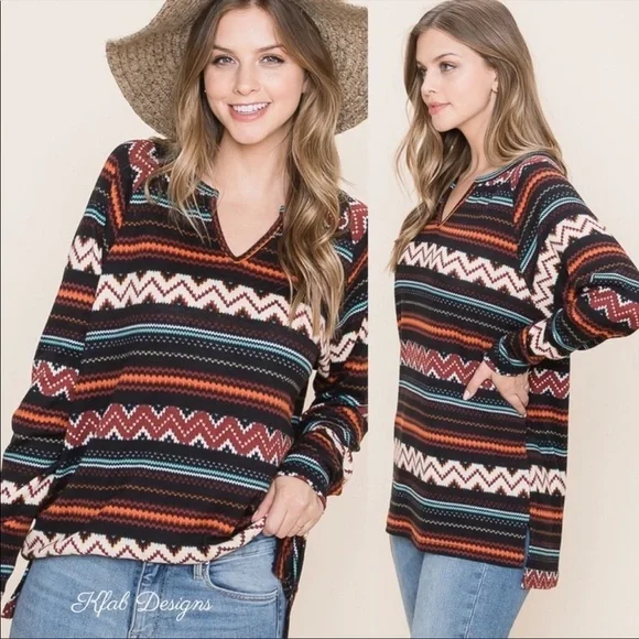 LAST 1! V Neck Super Soft, Comfy Patterned Top! - Picture 3 of 8